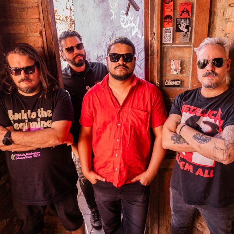 RISCA FACA: Uma banda de Rock, Metal e Ritmos Brasileiros! ENTREVISTA!